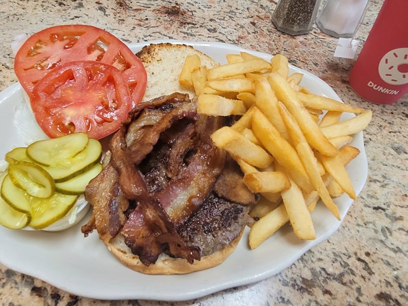 Tommy's Family Restaurant food